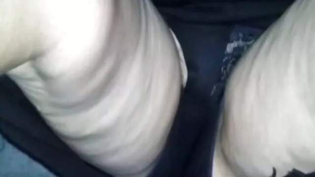 彼女は穴から美しいブルネットを持っていたし、彼女の顔をカット 女性 用 アダルト ビデオ