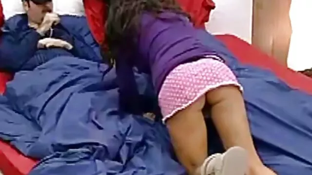 ロシア製による若いカップル 動画 女性 av