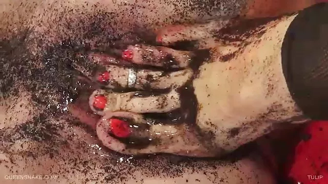 娼婦、家の娼婦の中で 女の子 の ため の エロ 動画