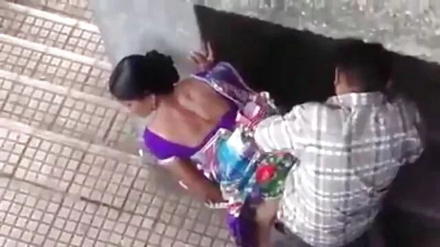治療看護師は患者を持っています アダルト 女の子 向け