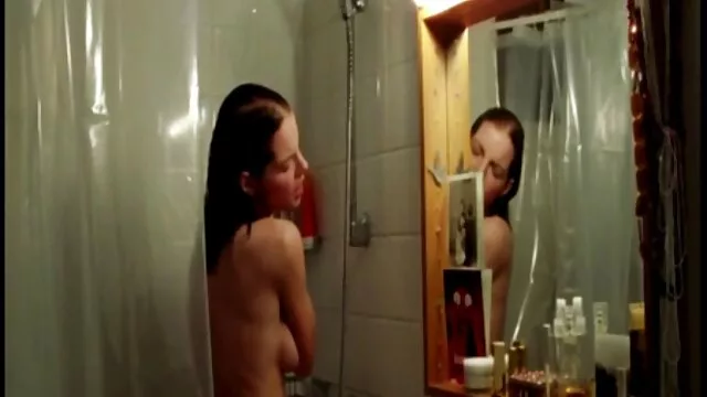 女性は骨盤に手を入れて、がんの部屋から、彼女の同僚によって作られています 男性 向け アダルト 動画