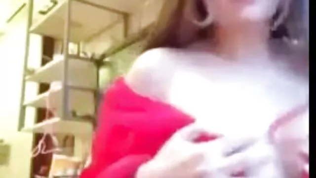 バルコニーの端の刃 女の子 用 エロ ビデオ