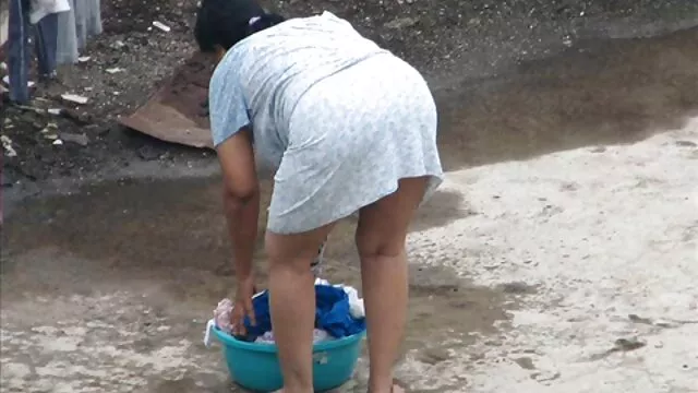 女の子が始まり、彼女の甘いを上げた 無料 女性 用 エロ 動画