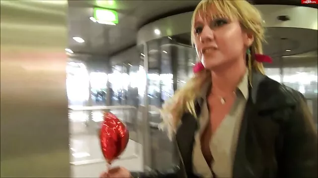 若いロシア人との水曜日 大人 向け エロ 動画