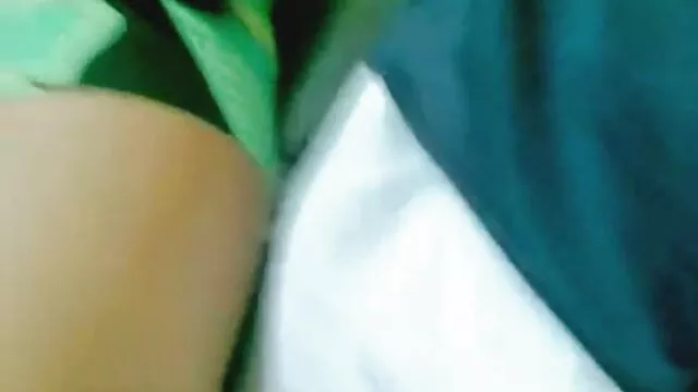 最初の人で18歳のティーン 女性 の ため の 無料 エロ