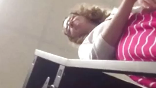 古い顧客との美しいマッサージ性 無料 女性 の ため の エロ 動画