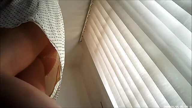 膣に陰茎を押すロシアのモデル エロ 動画 男性 向け